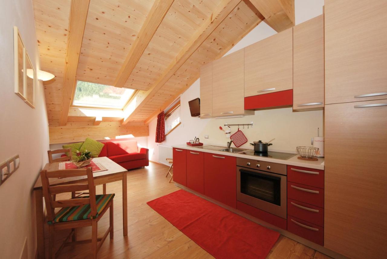 Casa Seler - Appartamento Rosso Predazzo Kültér fotó